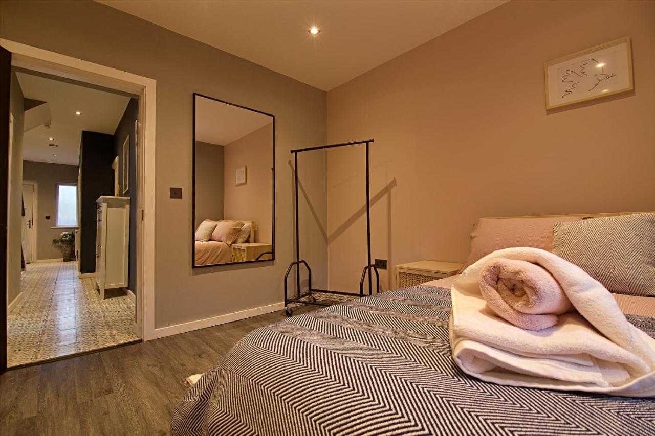 Scotforth Road- Boutique Rooms In Lancaster City Townhouse Esterno foto